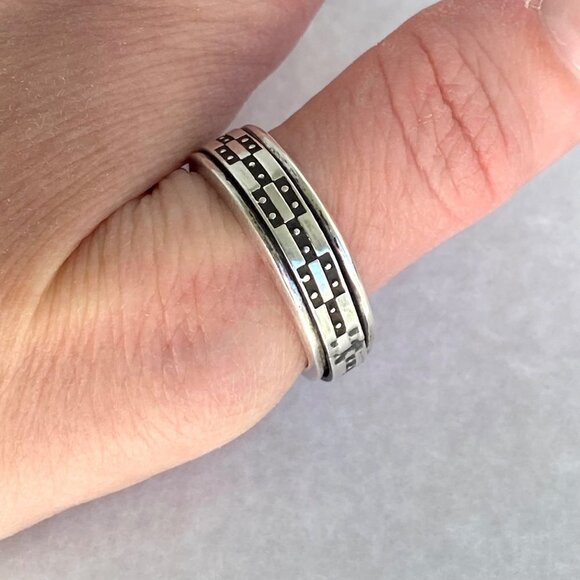 Solid Sterling Silver 925 Wide Geometric Pattern Unisex Spinner Band Ring Sz 12 - Picture 2 of 16